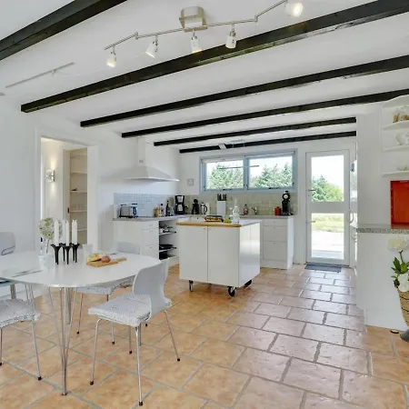 بيت للعطل Resi - 400m From The Sea In Nw Jutland By Interhome *