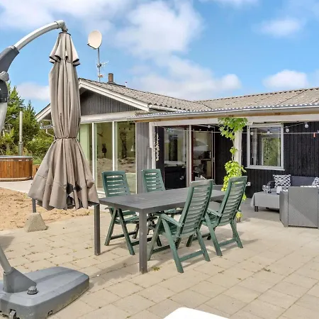 Resi - 400m From The Sea In Nw Jutland By Interhome بيت للعطل Torsted (Nordjylland)